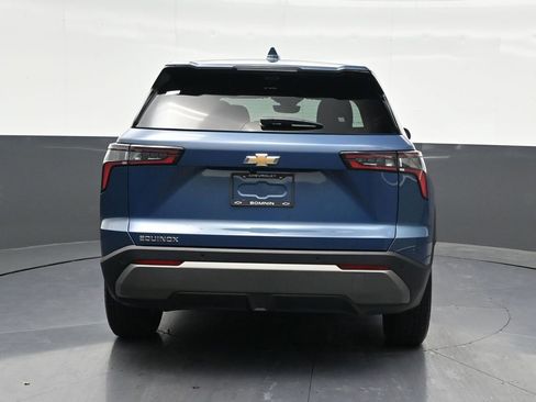 Used 2025 Chevrolet Equinox LT w/ Safety and Technology Package FWD image 4
