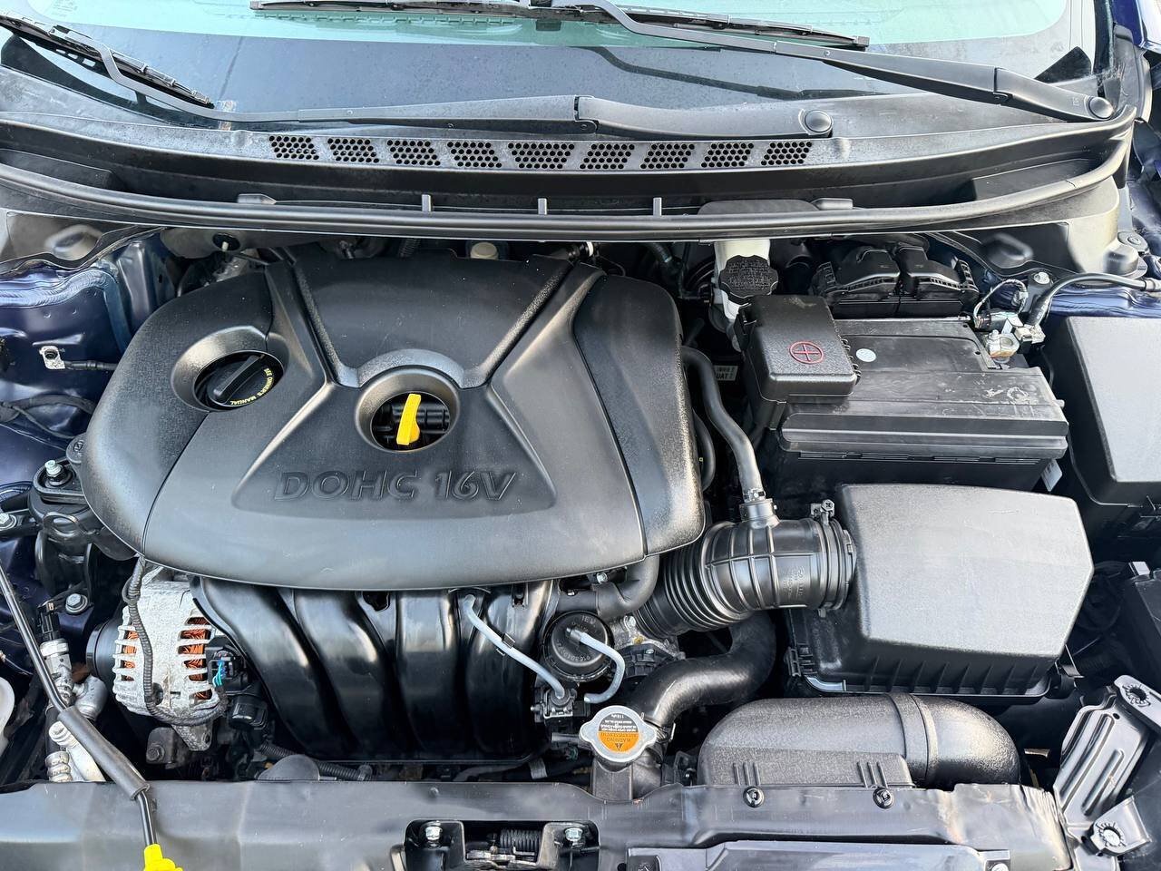 Used 2013 Hyundai Elantra GLS w/ Preferred Pkg FWD image 23