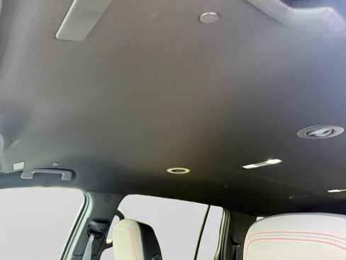 New 2026 Chevrolet Traverse LT FWD image 22