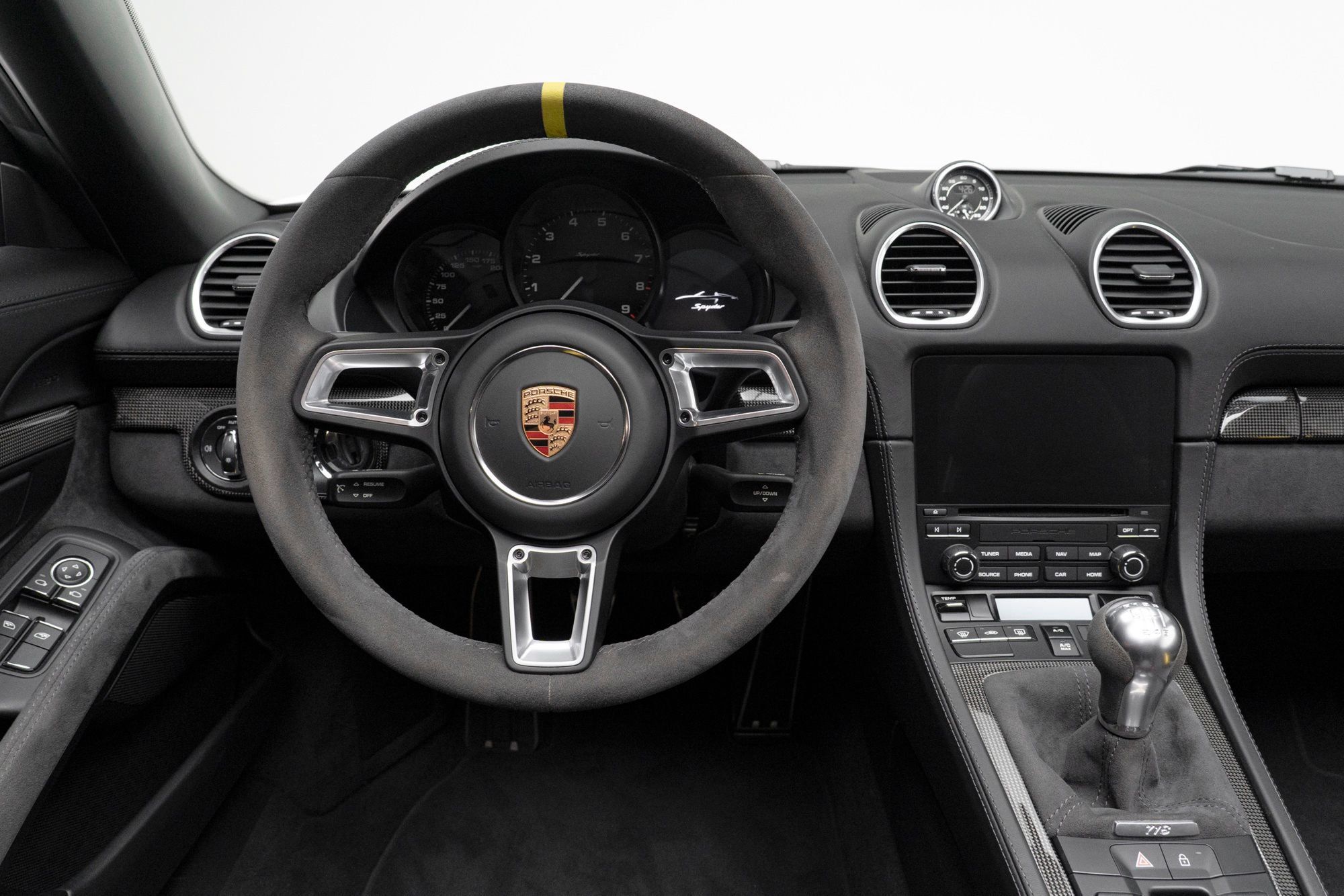 Used 2020 Porsche 718 Boxster Spyder RWD image 25