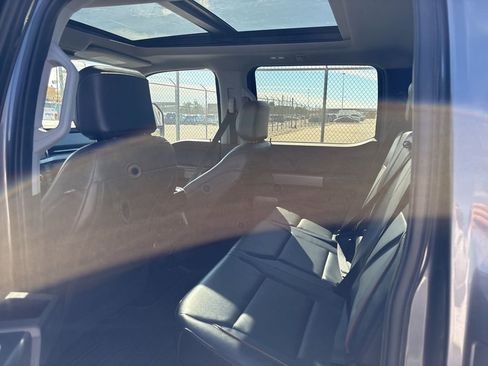 Used 2025 Ford F350 Lariat w/ Black Appearance Package image 8