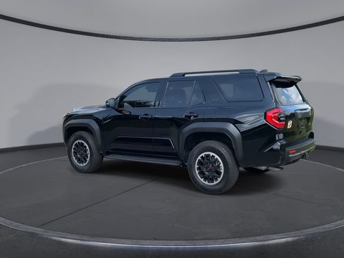 Certified 2025 Toyota 4Runner TRD Off-Road Premium AWD/4WD image 6