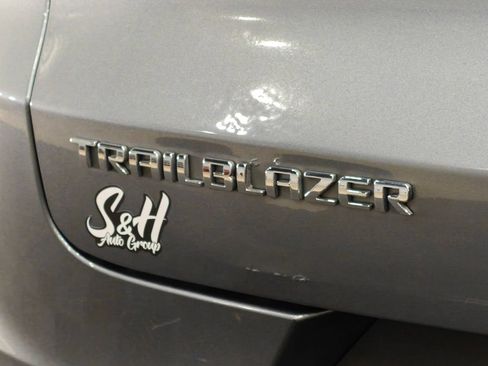 Used 2021 Chevrolet TrailBlazer LS FWD image 41