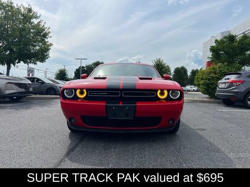 Used 2016 Dodge Challenger R/T w/ Driver Convenience Group RWD image 6