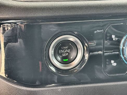 Used 2024 GMC Sierra 1500 Elevation AWD/4WD image 16