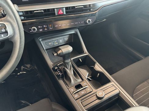 Used 2025 Kia K5 LXS FWD image 40