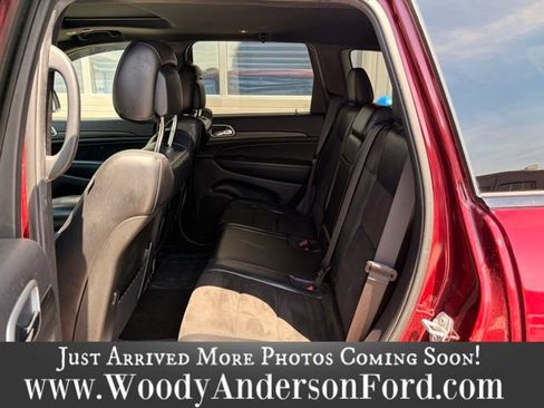 Used 2019 Jeep Grand Cherokee Altitude image 8