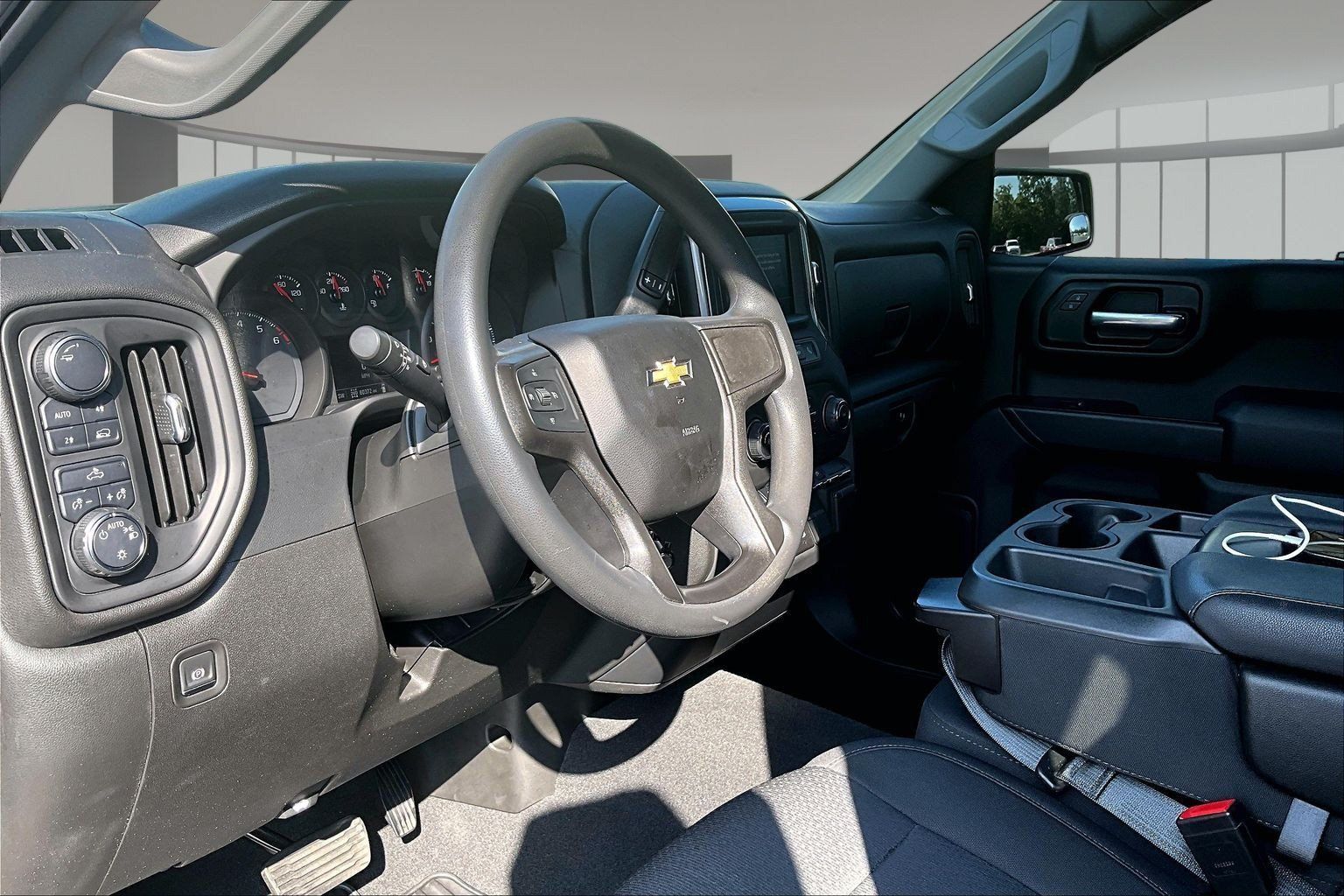 Used 2021 Chevrolet Silverado 1500 Custom AWD/4WD image 20