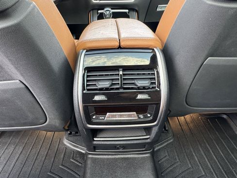 Used 2019 BMW X5 xDrive50i w/ Parking Assistance Package AWD/4WD image 13