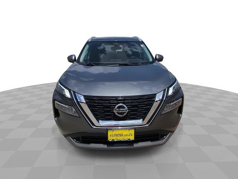 Used 2021 Nissan Rogue SV w/ Premium Package FWD image 3
