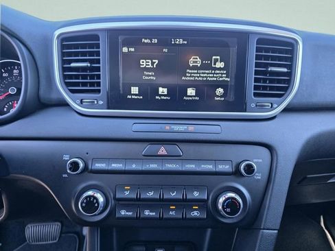 Used 2021 Kia Sportage LX image 28