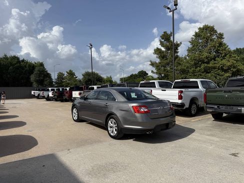 Used 2012 Ford Taurus SEL FWD image 4