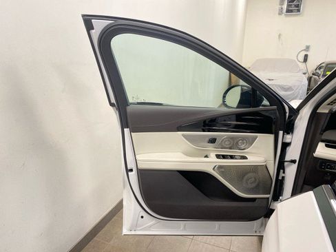 New 2026 Lincoln Nautilus Black Label AWD/4WD image 14