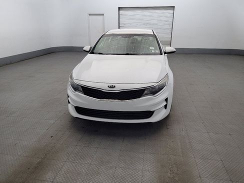 Used 2017 Kia Optima LX FWD image 15