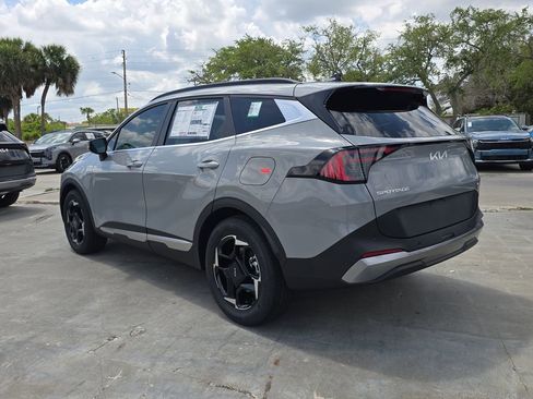 New 2026 Kia Sportage EX FWD image 6