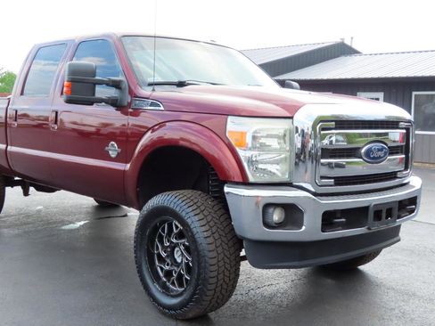 Used 2016 Ford F250 Lariat w/ Lariat Interior Package image 27
