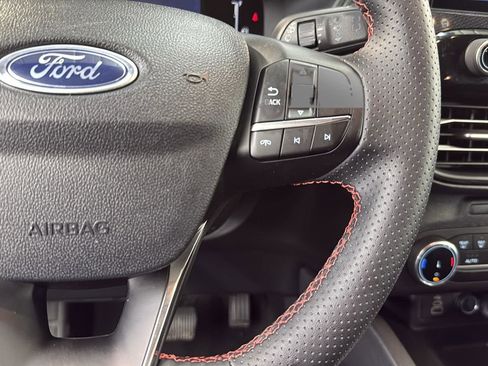 Certified 2025 Ford Escape ST-Line image 16