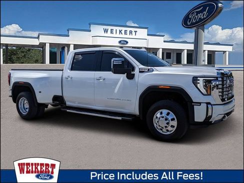 Used 2025 GMC Sierra 3500 Denali w/ Denali Reserve Package AWD/4WD image 1