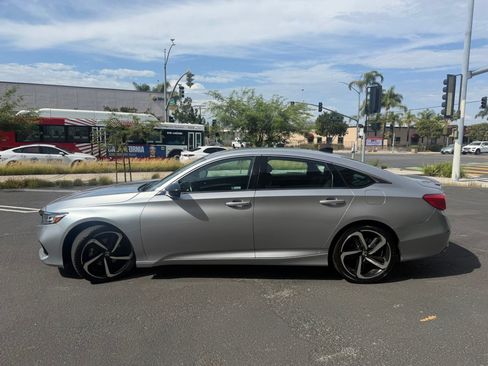 Used 2021 Honda Accord Sport image 4