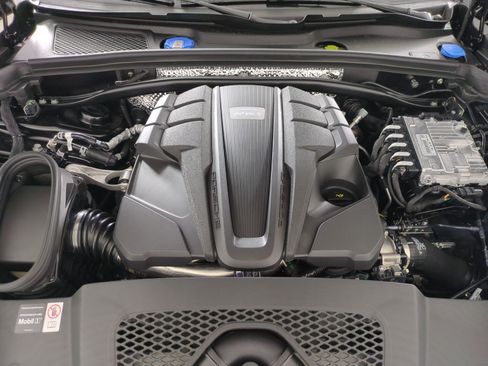 New 2026 Porsche Macan S AWD/4WD image 29