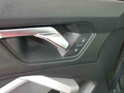 Certified 2022 Audi Q3 2.0T Premium w/ Convenience Package image 32