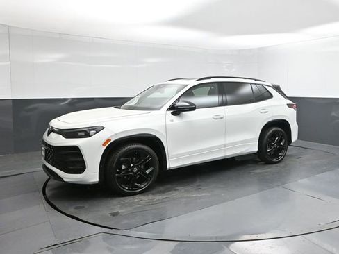 New 2026 Volkswagen Tiguan SE R-Line image 34