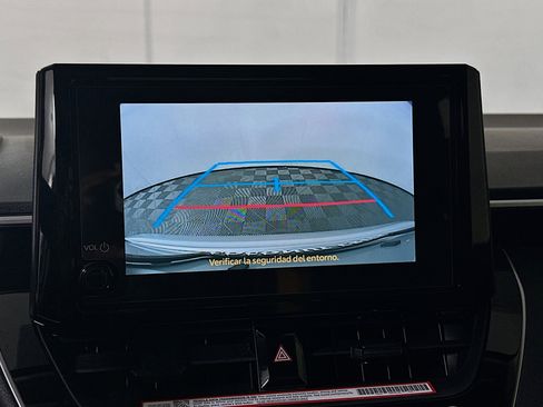 Used 2025 Toyota Corolla LE FWD image 24