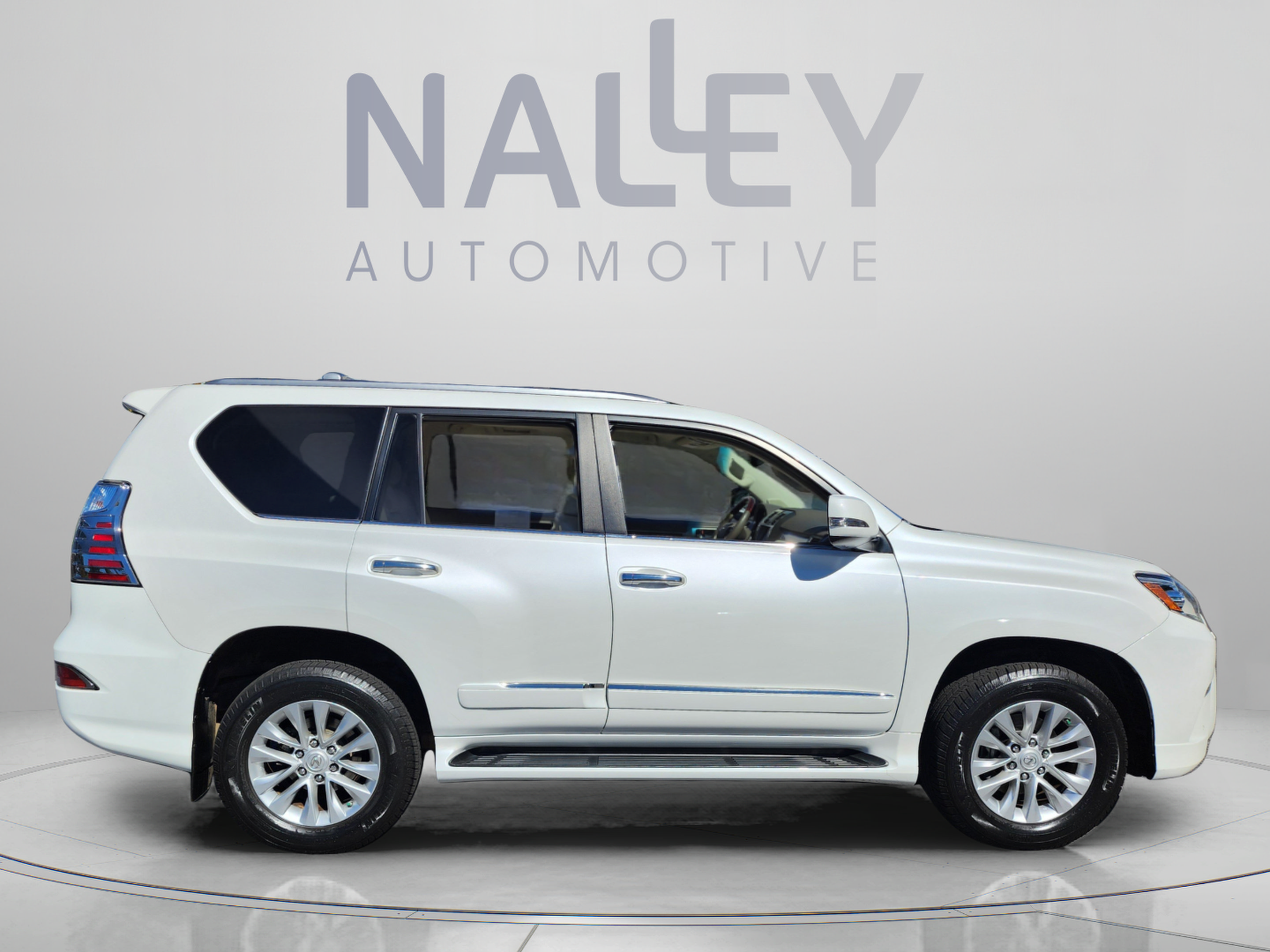 Used 2015 Lexus GX 460 w/ Premium Package AWD/4WD image 6