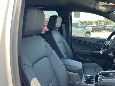 New 2026 GMC Canyon Elevation w/ Convenience Package AWD/4WD image 30