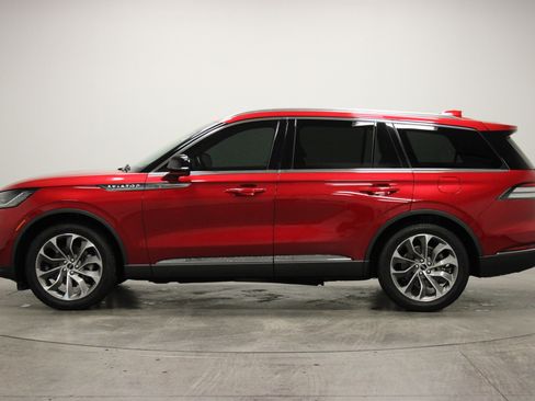 Used 2025 Lincoln Aviator Reserve w/ Illumination Package image 5