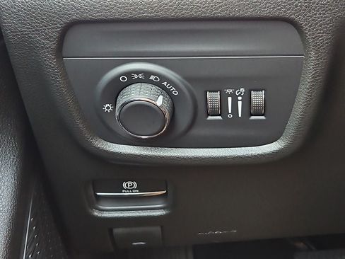 New 2026 Jeep Grand Cherokee Altitude RWD image 22
