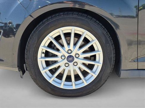 Used 2014 Ford C-MAX Energi SEL w/ Equipment Group 303A FWD image 24