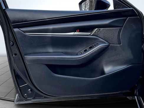 Used 2023 MAZDA MAZDA3 s image 23