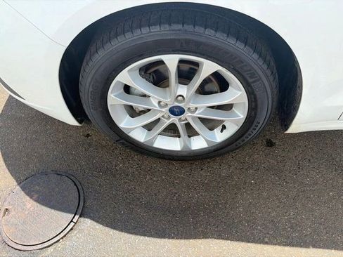 Used 2020 Ford Fusion SE FWD image 46