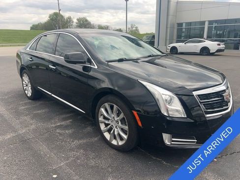 Used 2017 Cadillac XTS Luxury image 3