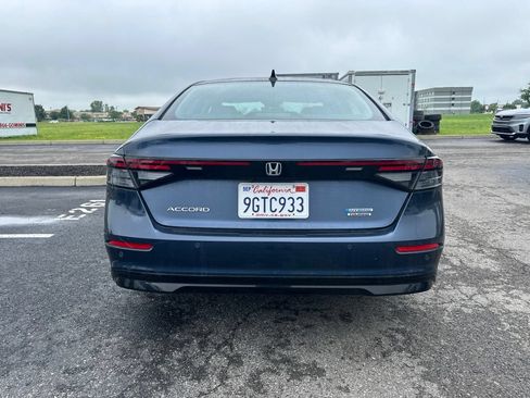 Used 2023 Honda Accord Touring image 10