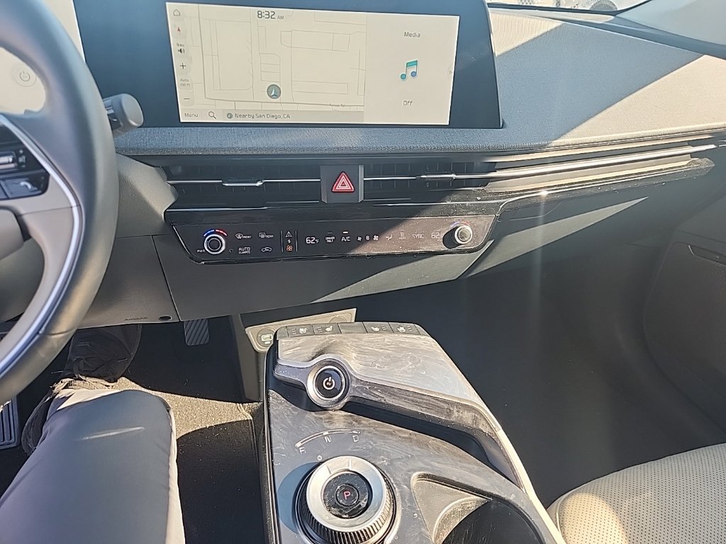 Used 2023 Kia EV6 Wind RWD image 23