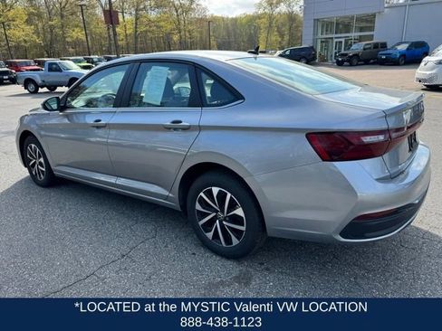 Certified 2025 Volkswagen Jetta S FWD image 8
