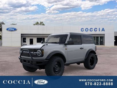 New 2026 Ford Bronco Badlands w/ Black Appearance Package