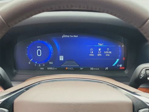 Used 2023 Ford Explorer King Ranch w/ Technology Package image 28