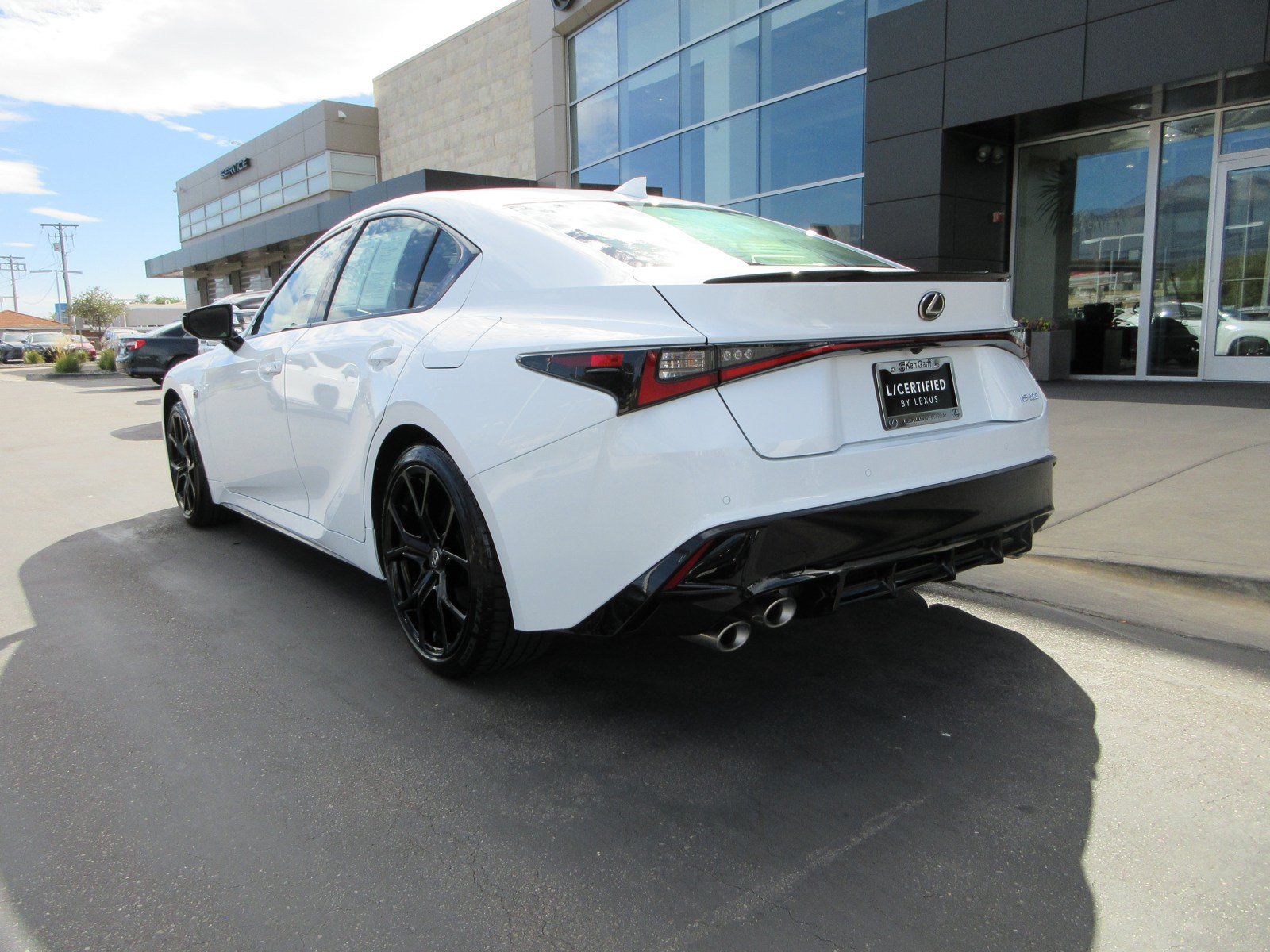 Used 2025 Lexus IS 500 RWD image 7