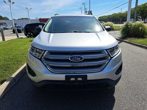 Used 2016 Ford Edge SE AWD/4WD image 3