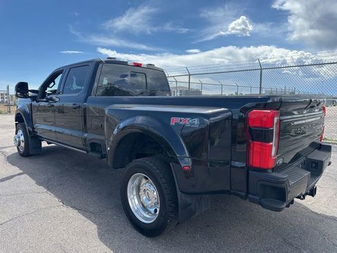 Used 2025 Ford F450 Platinum w/ FX4 Off-Road Package AWD/4WD image 4
