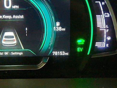 Used 2022 Hyundai Ioniq SEL image 14