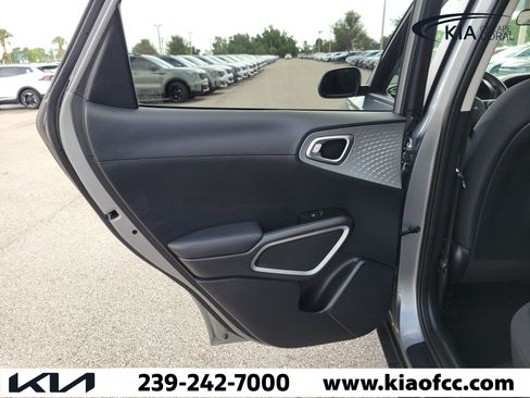 Certified 2024 Kia Soul LX FWD image 14