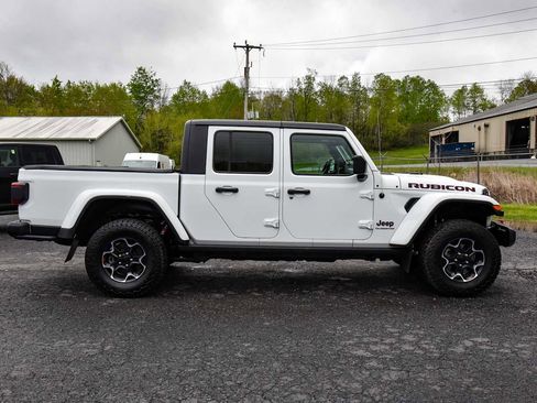Certified 2020 Jeep Gladiator Rubicon AWD/4WD image 2