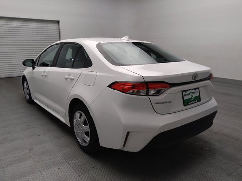 Used 2023 Toyota Corolla LE FWD image 5