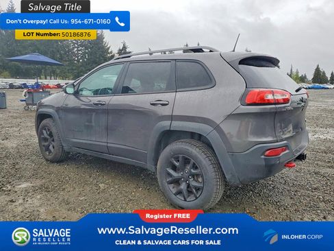 Used 2018 Jeep Cherokee Trailhawk w/ Quick Order Package 27L AWD/4WD image 3