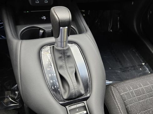 Certified 2026 Honda HR-V LX image 17