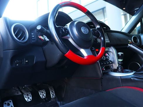 Used 2019 Toyota 86 TRD SE image 37
